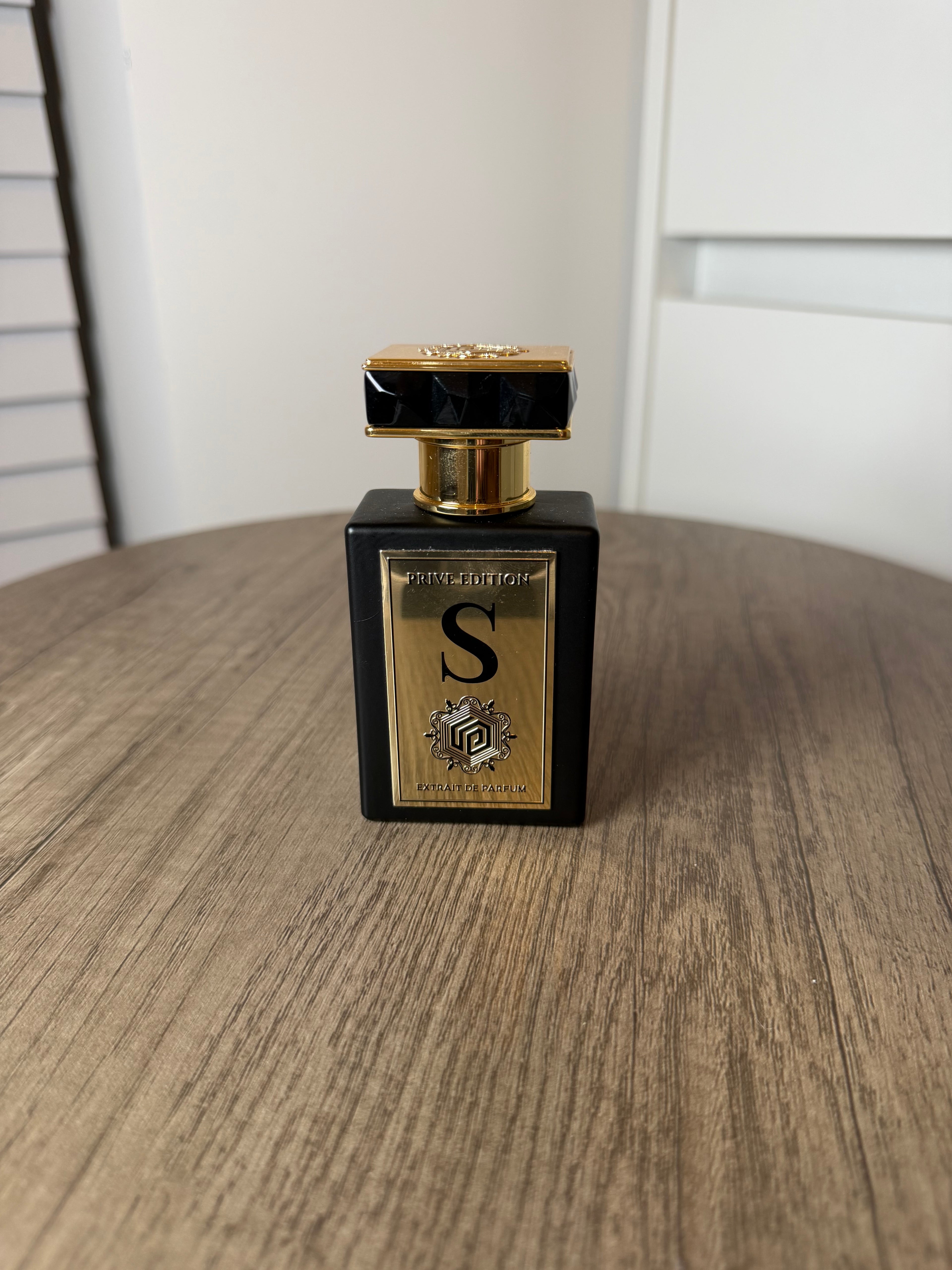 Shiraz Perfumes - S Privee Edition