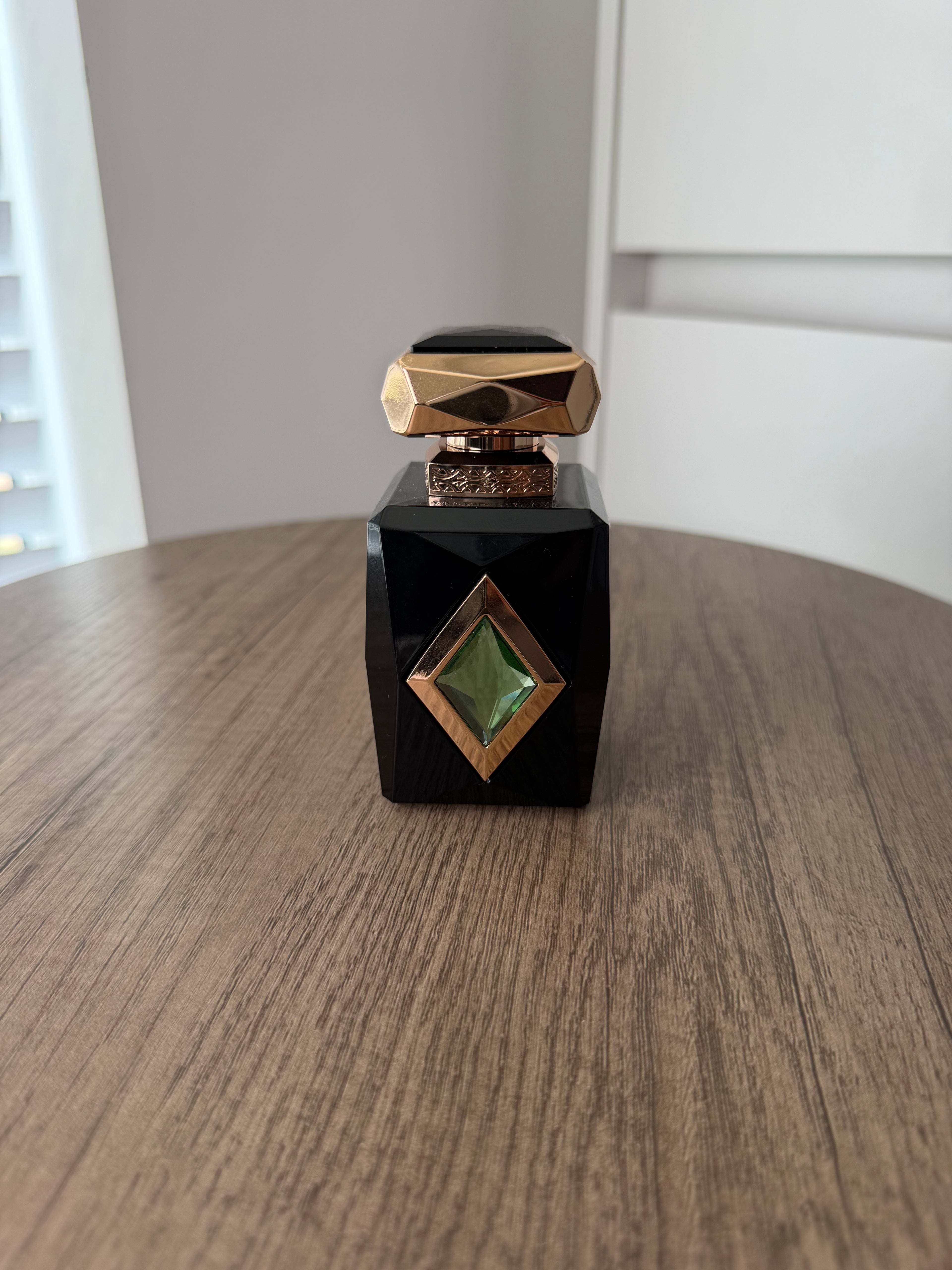 French Avenue - Patchouli Iris
